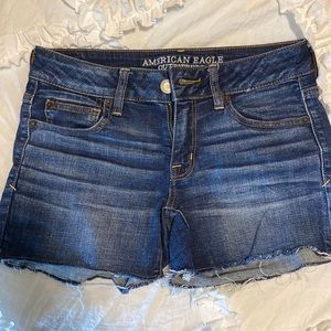 American Eagle Shortie Super Stretch Shorts: SZ: 4